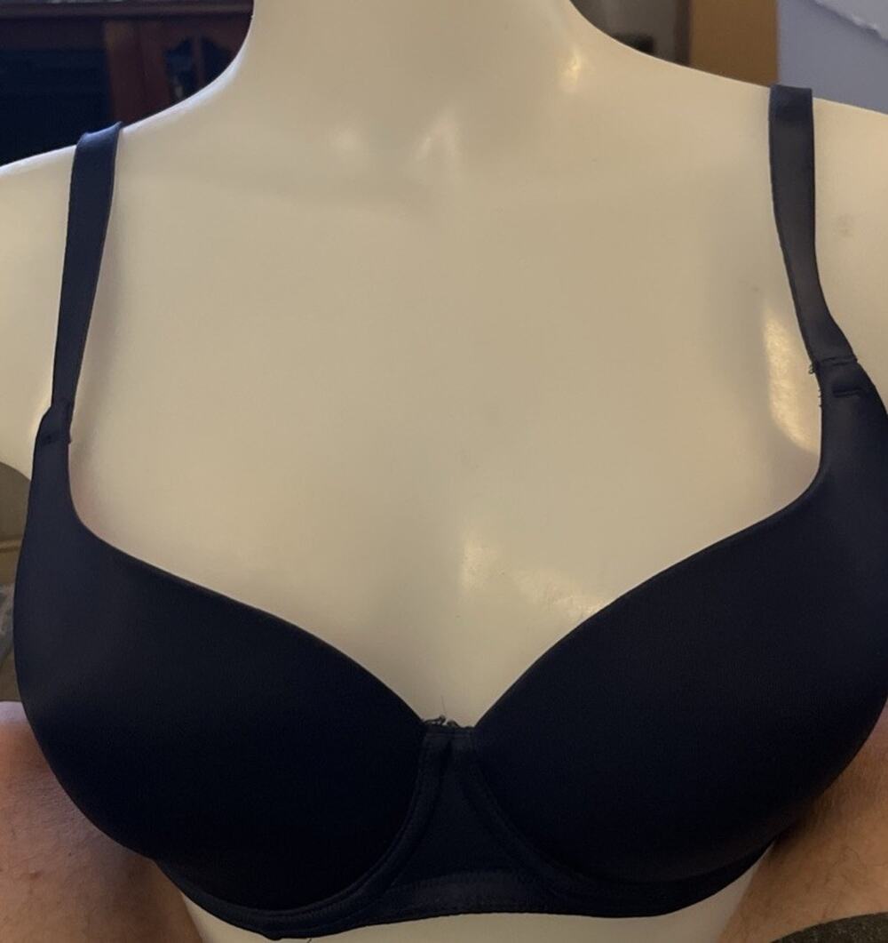 Pink (Victoria’s Secret) Bra Padded, Underwire 34DD Color Blue Inner Lining Pink